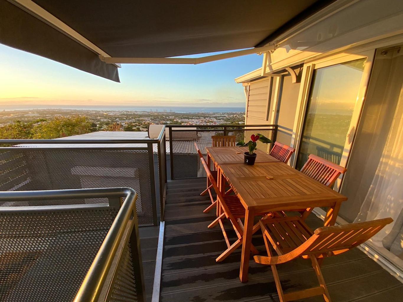 Appartement 3 Etoiles Sauna Vue Superbe Ti Kaz Miyou 2 La Possession Exterior foto